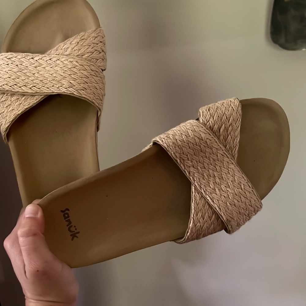 Sanuk sandals